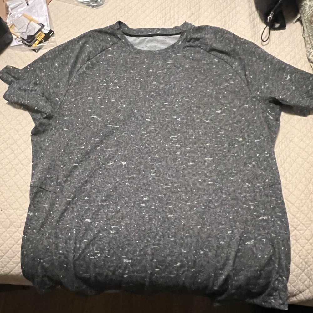 Lululemon XL T shirt grey